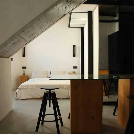 Beautiful Stylish Next To Downtown B-crrb Apartment